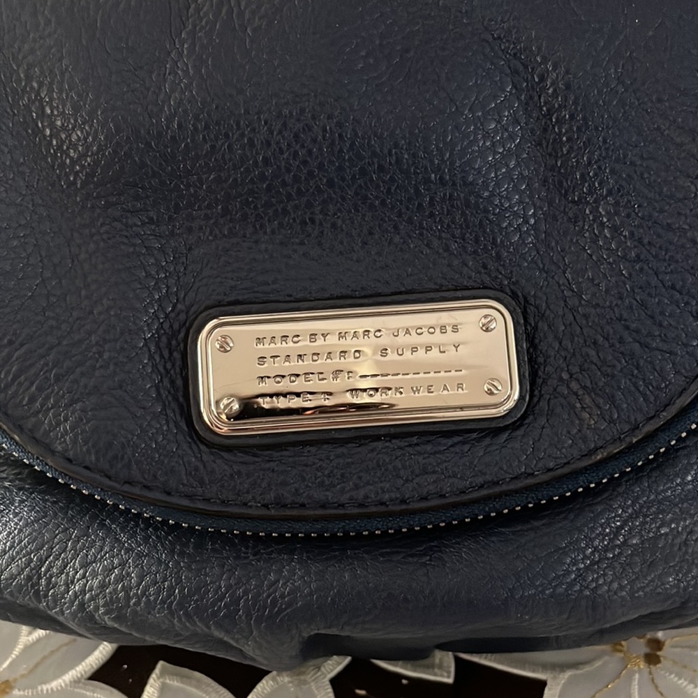 Marc Jacob purse - Picture 2 of 5